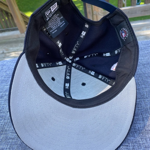 Boston Red Sox New Era 9fifty SnapBack hat - Picture 5 of 5